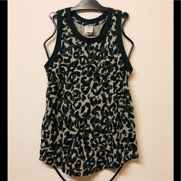 ⚜️ Victoria Secret PINK Tank Top Racerback - Picture 1 of 4